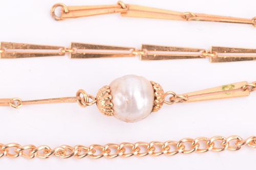 Lot 237 - A collection of mixed jewellery items...