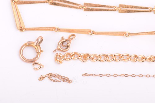 Lot 237 - A collection of mixed jewellery items...