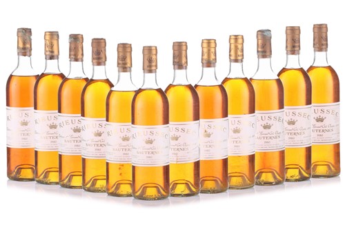 Lot 14 - Twelve bottles of Chateau Rieussec 1ere Grand...