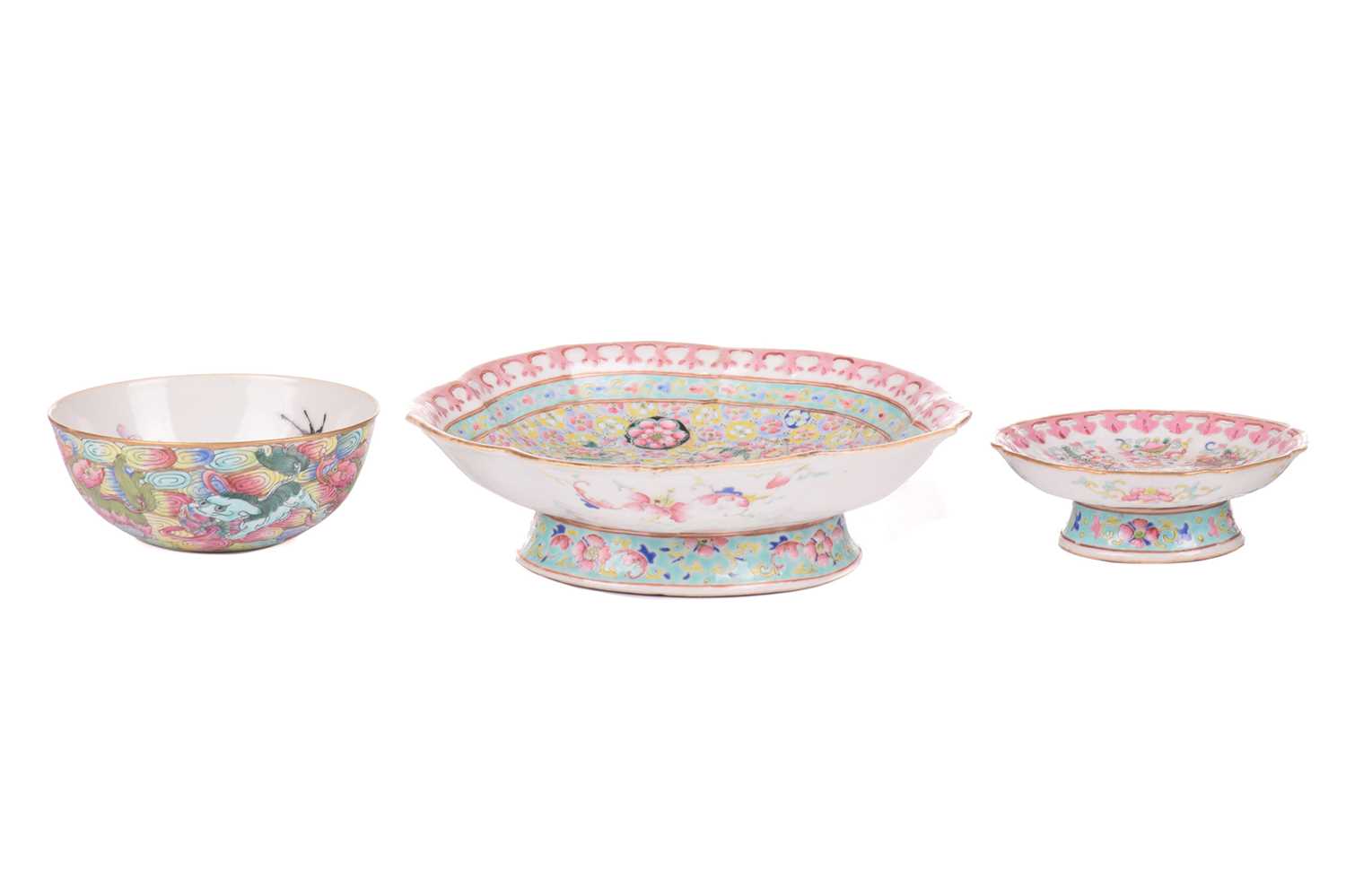 Lot 126 - A Chinese Famille Rose porcelain lobed and...