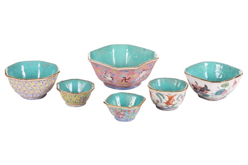 Lot 111 - A small collection of Chinese Famille Rose...