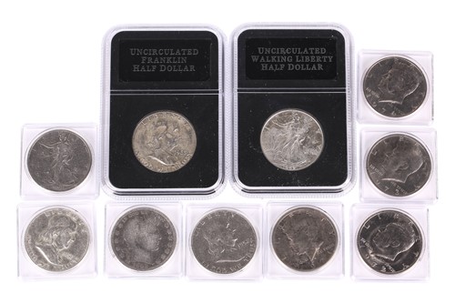 Lot 327 - A collection of United States coins in...