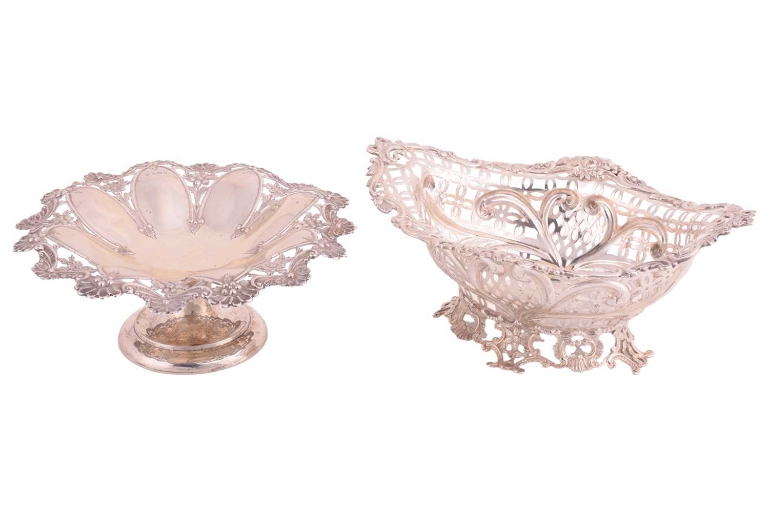 Lot 410 - A Victorian silver basket, by William Comyns &...
