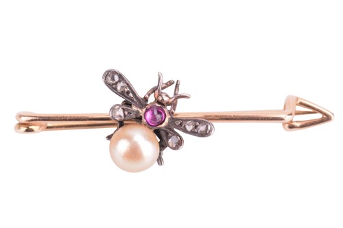 Lot 229 - A Victorian pearl, ruby and diamond bee brooch,...