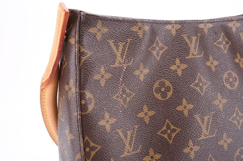 Lot 311 - Louis Vuitton - a Looping MM shoulder bag in...