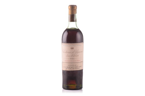 Lot 208 - A bottle of Chateau d'Yquem Lur Saluces 1943