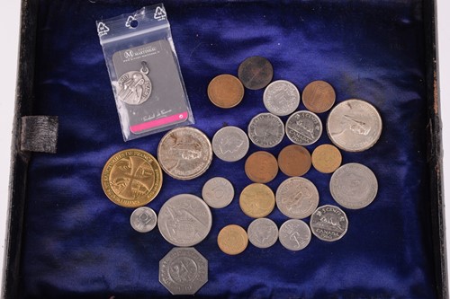 Lot 338 - A large collection of commemorative medals,...