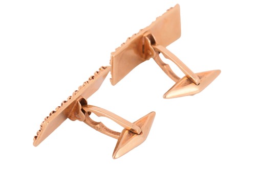 Lot 135 - A pair of panel cufflinks of basketwork design,...