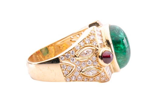 Lot 37 - An emerald, ruby and diamond dress ring,...