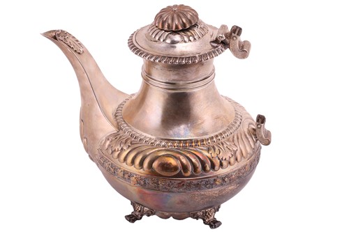 Lot 210 - A George III silver teapot by Rebecca Emes &...