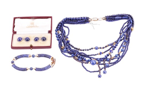 Lot 34 - A small collection of lapis lazuli jewellery...