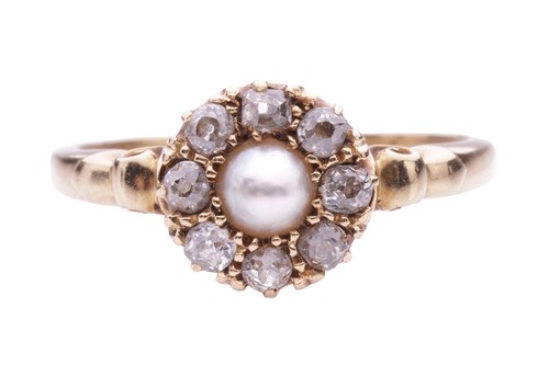 Lot 141 - A Victorian diamond and pearl cluster ring,...