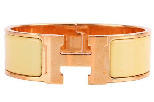 Lot 150 - Hermès - A wide 'Clic H' bracelet with lemon...