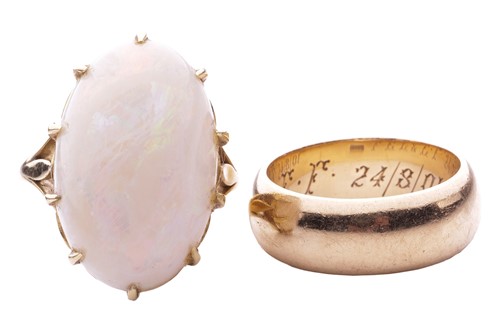 Lot 35 - A white opal single stone ring and a wedding...