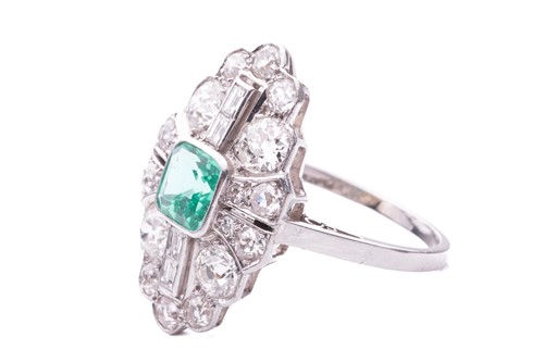 Lot 202 - An Art Deco emerald and diamond plaque ring,...