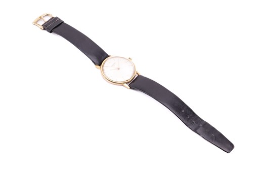 Lot 224 - A Longines gentleman's dress watch in gold....