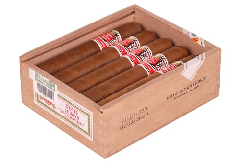 Lot 123 - One Box of Hoyo de Monterrey Serie Le Hoyo de...