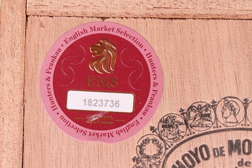 Lot 91 - Two Boxes of Hoyo de Monterrey Serie Le Hoyo...