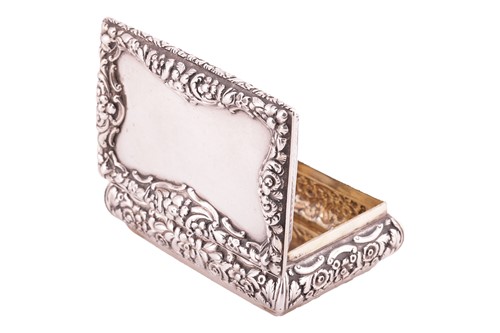 Lot 286 - A Victorian silver snuff box; rectangular,...