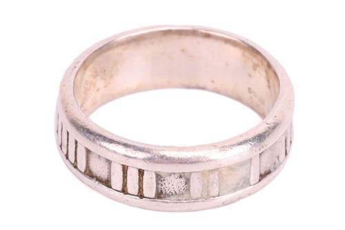 Lot 47 - Tiffany & Co. - Atlas ring in 18ct white gold,...