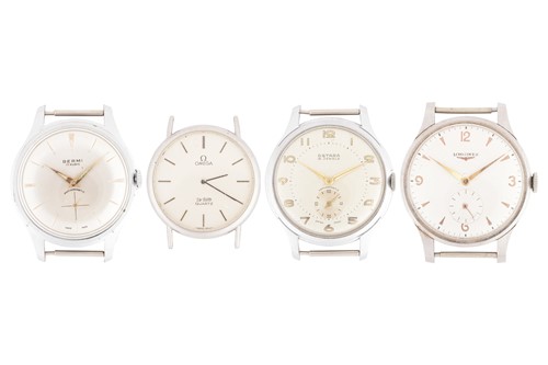 Lot 62 - A collection of four watches including an...