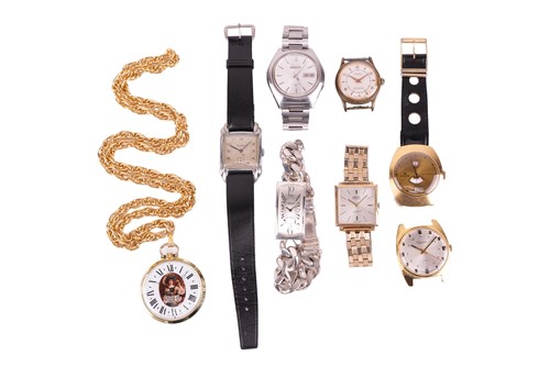 Lot 81 - A collection of wristwatches and a modern...