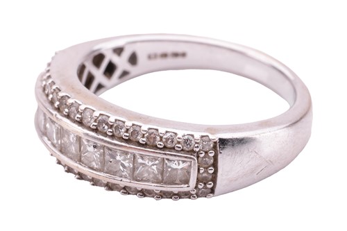 Lot 82 - A diamond-set ring, featuring nine...