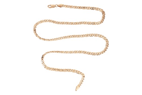 Lot 86 - A chain necklace, in a flat double curb link...
