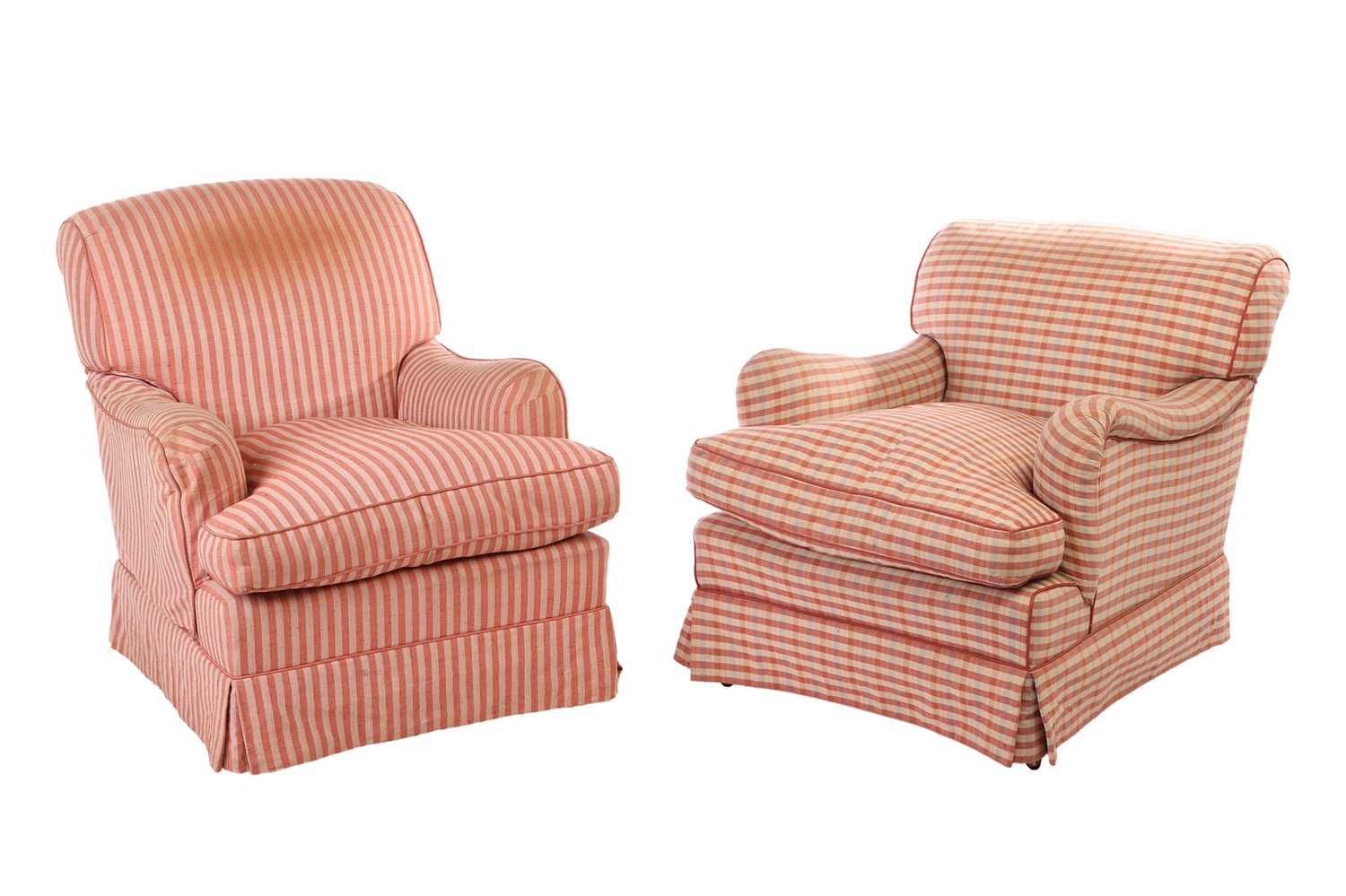 Lot 102 - A matched pair of George Smith style