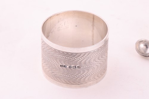 Lot 6 - A silver photograph frame with plain frame, 12...