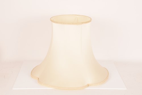 Lot 74 - A Royal Worcester "Blush Ivory" porcelain...