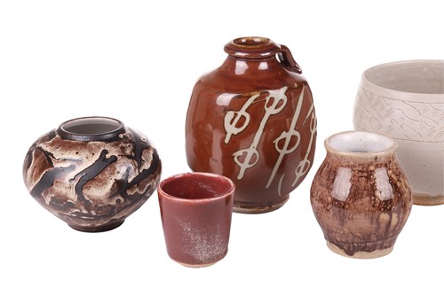 Lot 51 - A collection of 20th-century Studio Pottery...