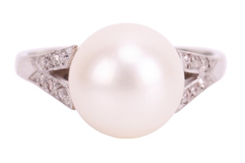 Lot 15 - A cultured pearl dress ring, mounted with a...