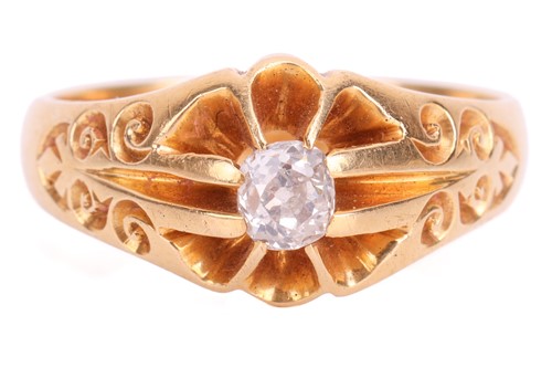 Lot 150 - An Edwardian diamond gypsy ring in 18ct yellow...