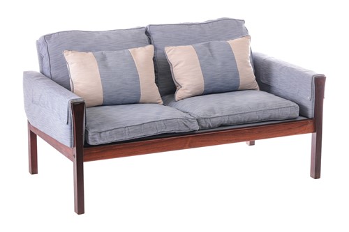 Lot 197 - A 1960s Hans J Wegner AP 62 suite of rosewood...
