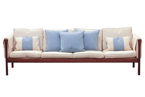 Lot 197 - A 1960s Hans J Wegner AP 62 suite of rosewood...