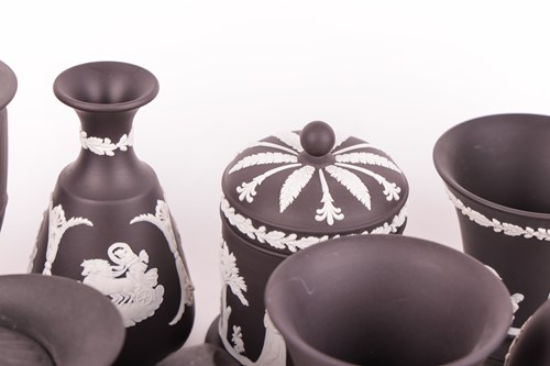 Lot 154 - A large collection of Wedgwood black and white...