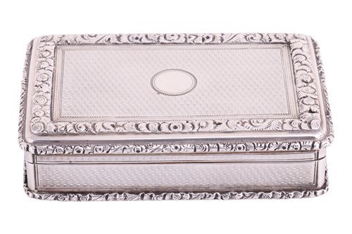 Lot 270 - A Victorian silver snuff box by Edward Edwards,...