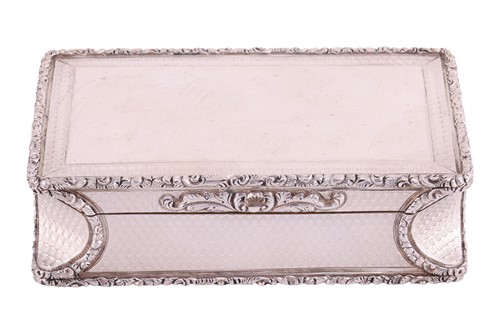 Lot 273 - A William IV silver table snuff box by...