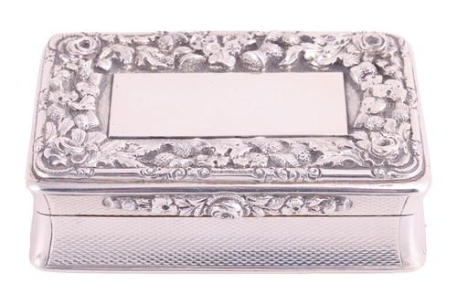 Lot 245 - A Victorian silver table snuff box by George...