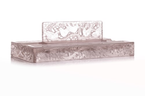 Lot 157 - A 1920s René Lalique 'Mirabeau' encrier / desk...
