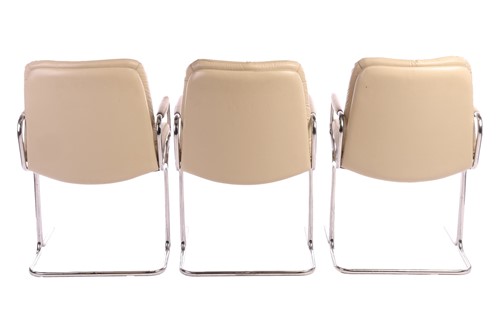 Lot 128 - A 1970s Pieff Eleganza rosewood dining table...