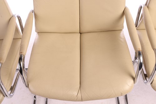 Lot 128 - A 1970s Pieff Eleganza rosewood dining table...