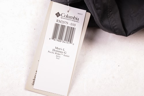 Lot 9 - The Bourne Ultimatum: an unused crew jacket...