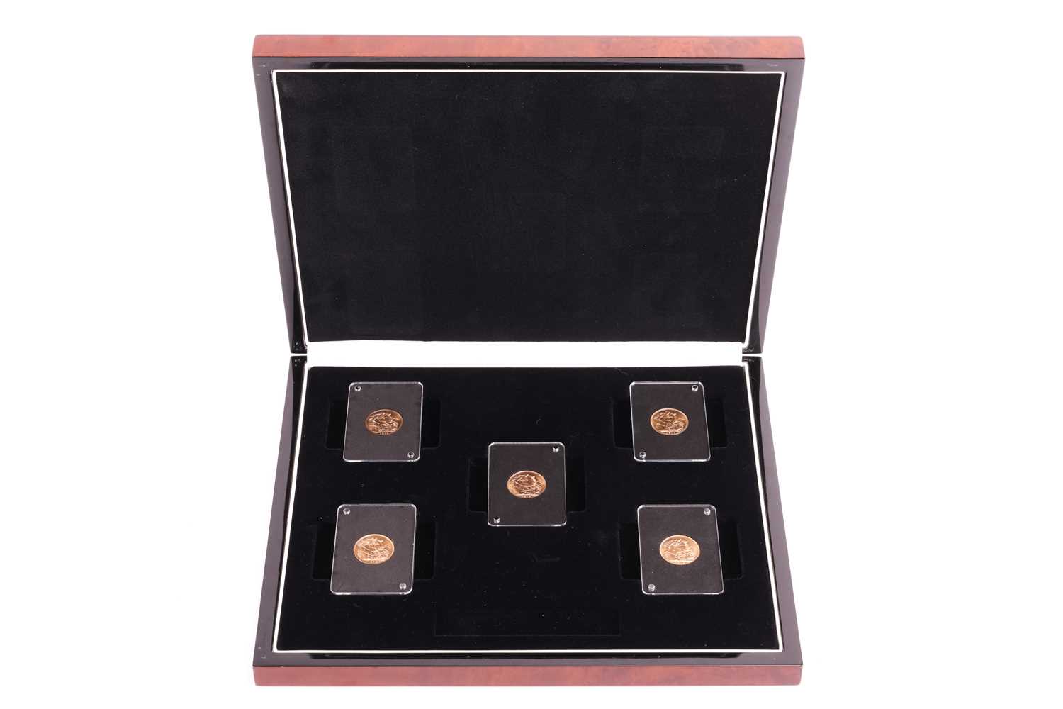 Lot 70 - A cased set of five George V 'WWI War Years'...