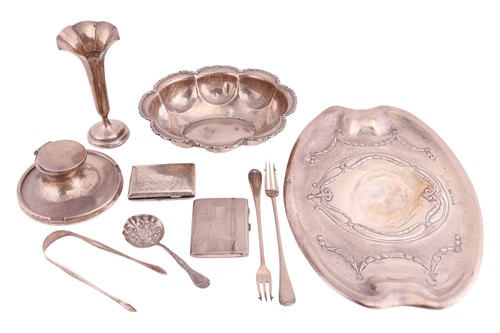 Lot 22 - A collection of silver items; to include an...