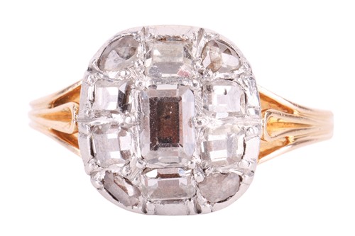 Lot 86 - An early 20th-century diamond panel ring, the...