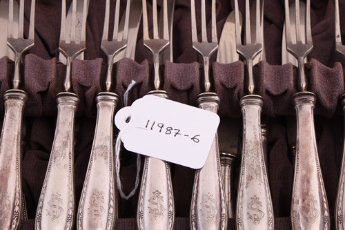 Lot 142 - A collection of silver and plate comprising a...