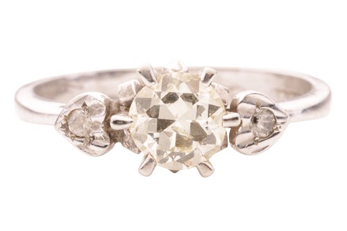 Lot 94 - A diamond single stone ring, featuring a round...