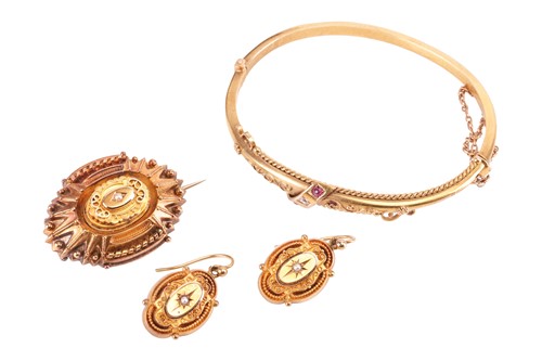 Lot 140 - A collection of Victorian Etruscan revival...